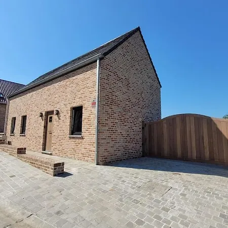 Maison T